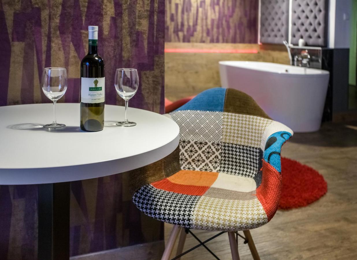 Yourplace Romantic With Private Patio * Krakau